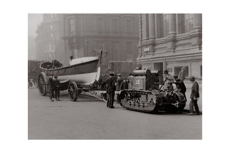 Photo d'époque Automobile n°02 - photographe Victor Forbin