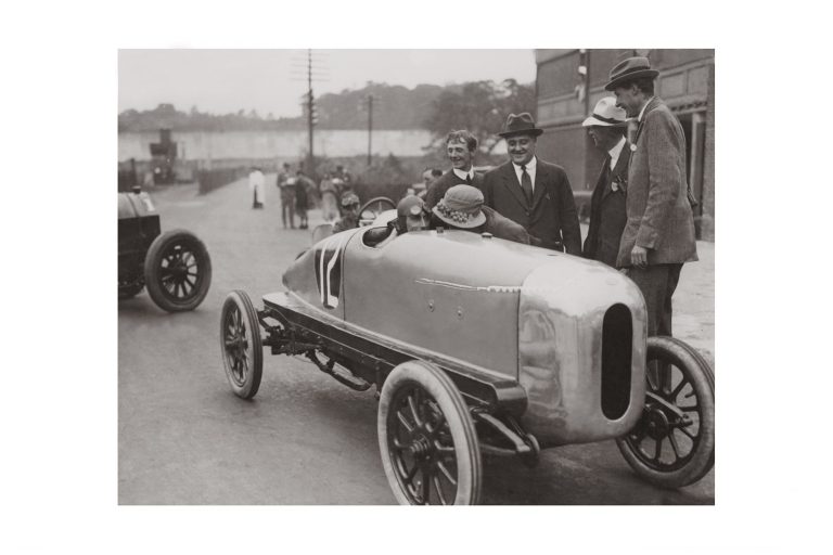 Photo d'époque automobile n°11 - photographe Victor Forbin