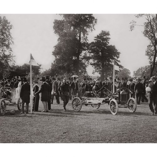 Photo d'époque Automobile n°24 - châsssis Ford - photographe Victor Forbin