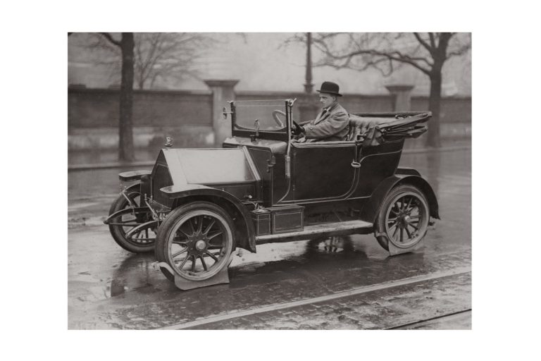 Photo d'époque automobile n°29 - photographe Victor Forbin