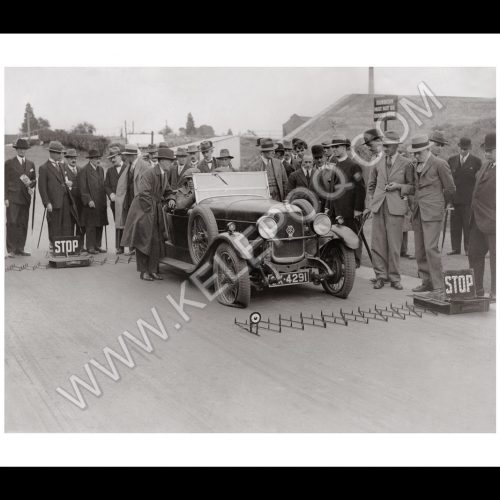 Photo d'époque Automobile n°31 - Riley Nine Monaco - photographe Victor Forbin