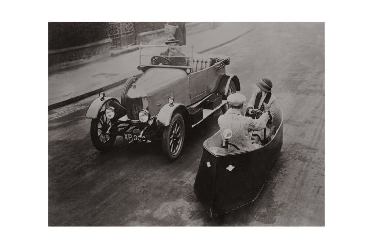 Photo d'époque automobile n°50 - photographe Victor Forbin