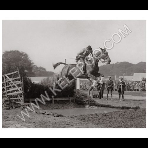 Photo d'époque Equitation n°03 - photographe Victor Forbin