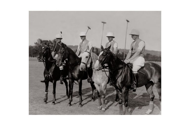 Photo d'époque Equitation n°06 - photographe Victor Forbin