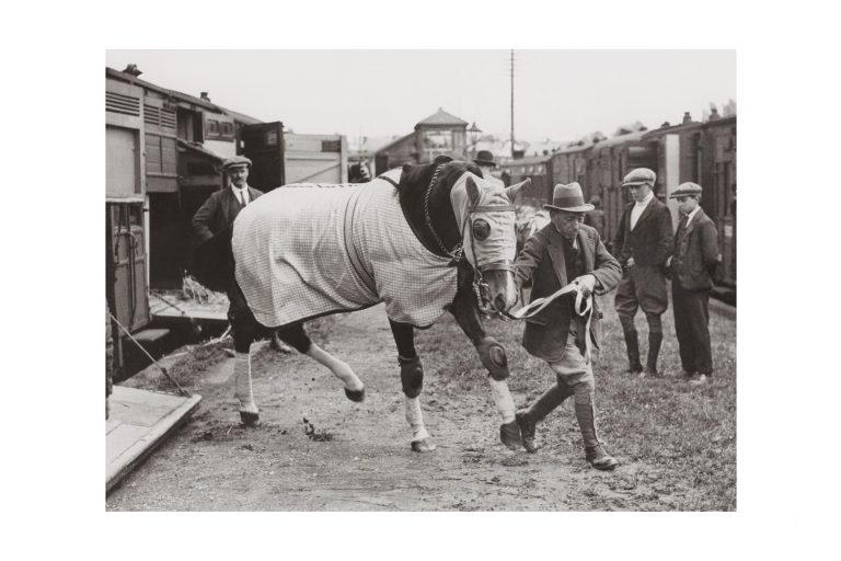 Photo d'époque Equitation n°17 - photographe Victor Forbin