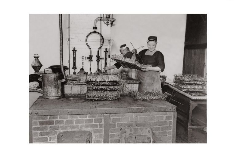 Photo d'époque pêche n°37 - photographe Victor Forbin