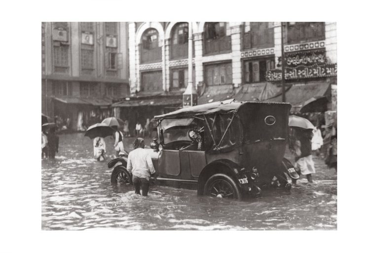 Photo d'époque urbain n°03 - photographe Victor Forbin