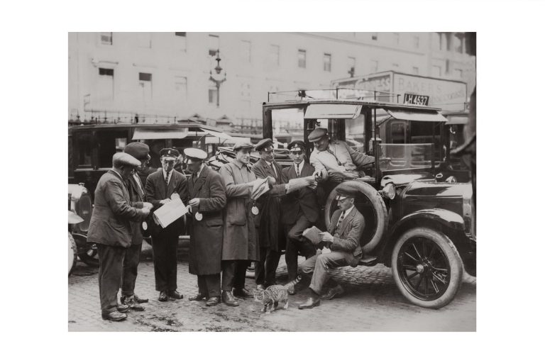 Photo d'époque urbain n°12 - photographe Victor Forbin