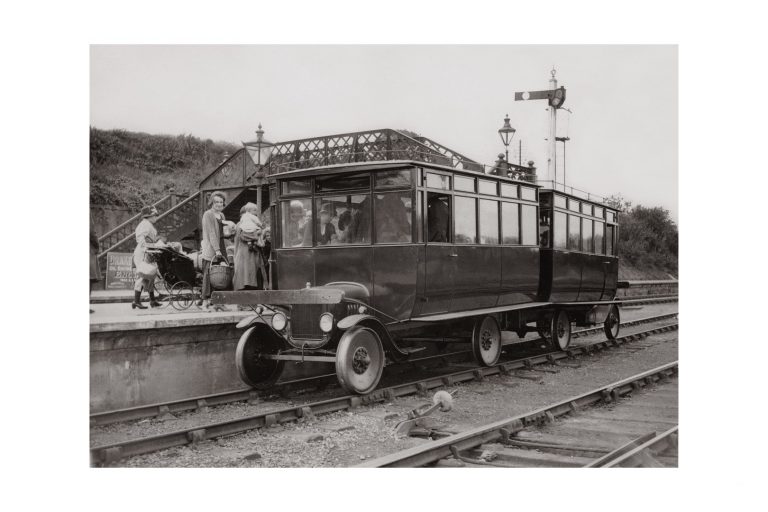 Photo d'époque locomotive n°02