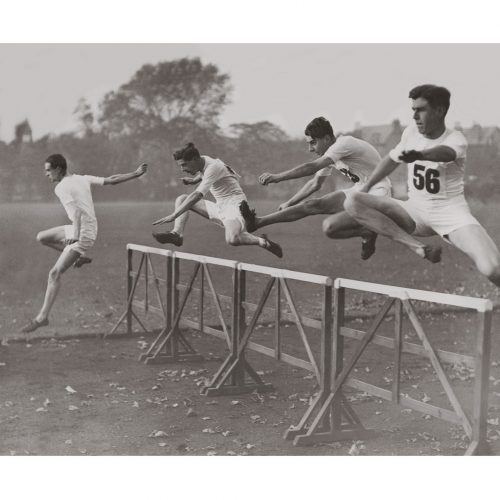 Photo d'époque sport n°05 - saut de haies