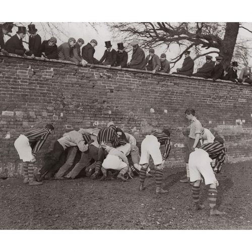 Photo d'époque sport n°09 - wall game - Photographe Victor Forbin