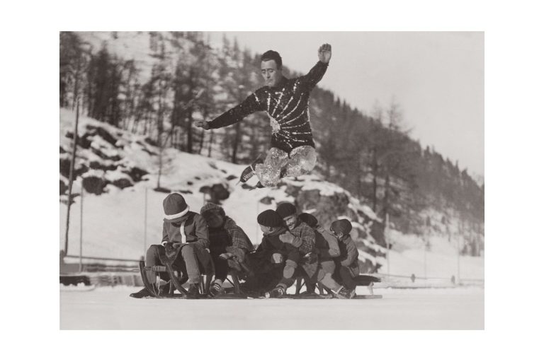 Photo d'époque sport n°21 - saut patin à glace
