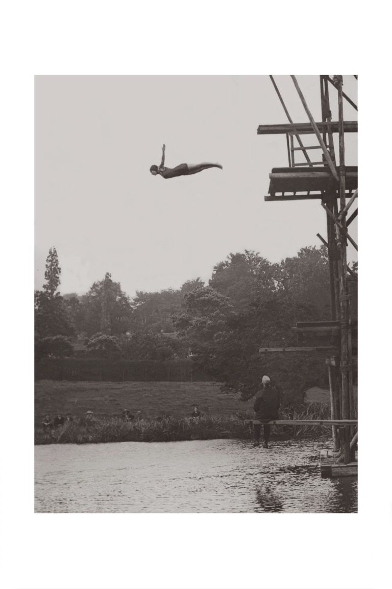Photo d'époque sport n°33 - plongeon - photographe V.Forbin