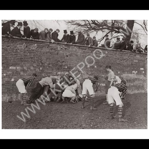Photo d'époque sport n°09 - wall game - Photographe Victor Forbin
