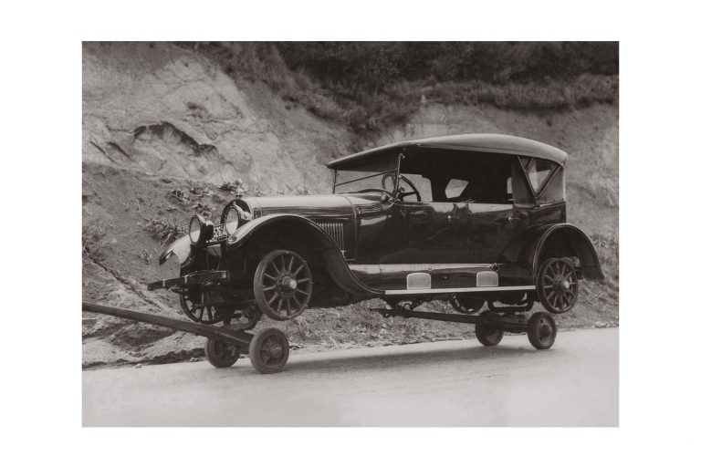 Photo d'époque Automobile n°59 - nouvelle remorque - photographe Victor Forbin