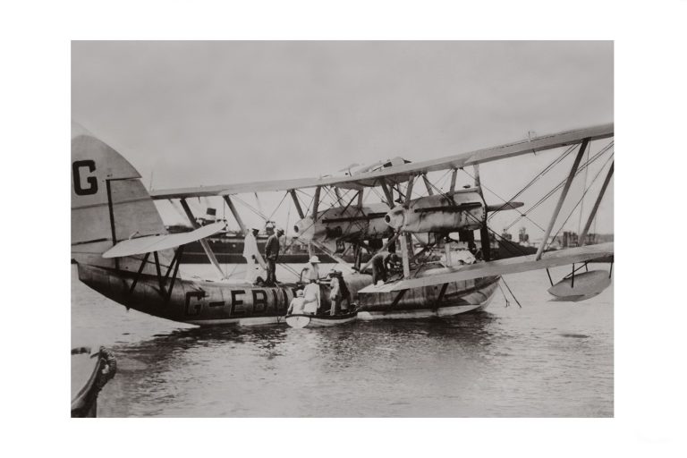 Photo d'époque dans les airs n°17 - hydravion