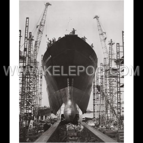 Photo d'époque industries n°01 - chantier naval - remorqueur haute mer