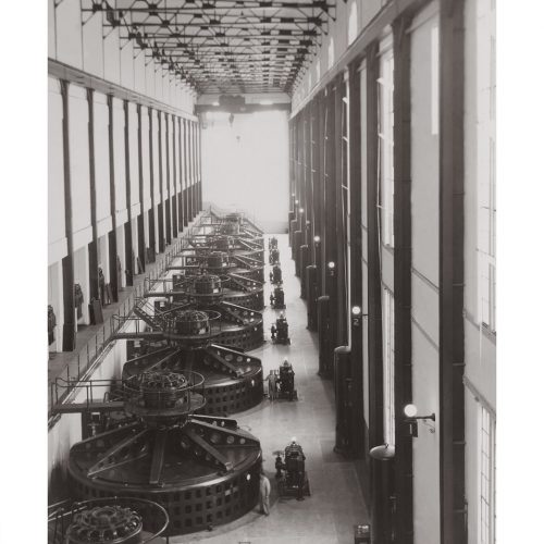 Photo d'époque industries n°04 - salle des turbines usine hydroélectrique