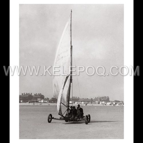 Photo d'époque mer n°44 - char à voile - photographe Victor Forbin