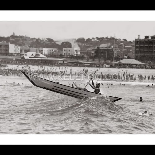 Photo d'époque mer n°46 - surf-canoe - photographe Victor Forbin
