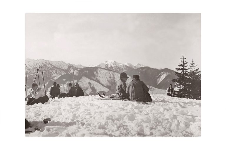 Photo d'époque montagne n°81 - pause dans la neige
