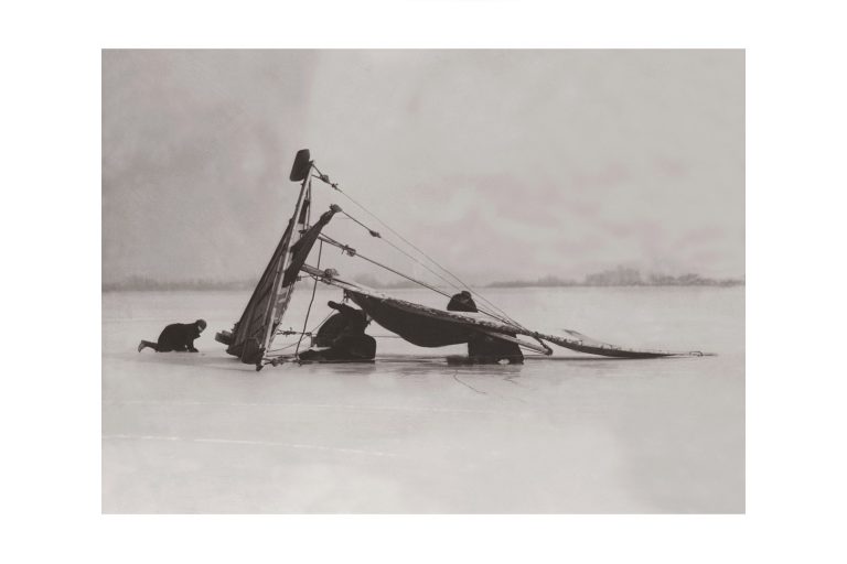 Photo d'époque montagne n°86 - char à voile sur glace