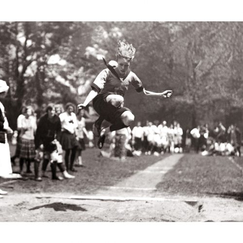 Photo d'époque sport n°45- saut en longueur
