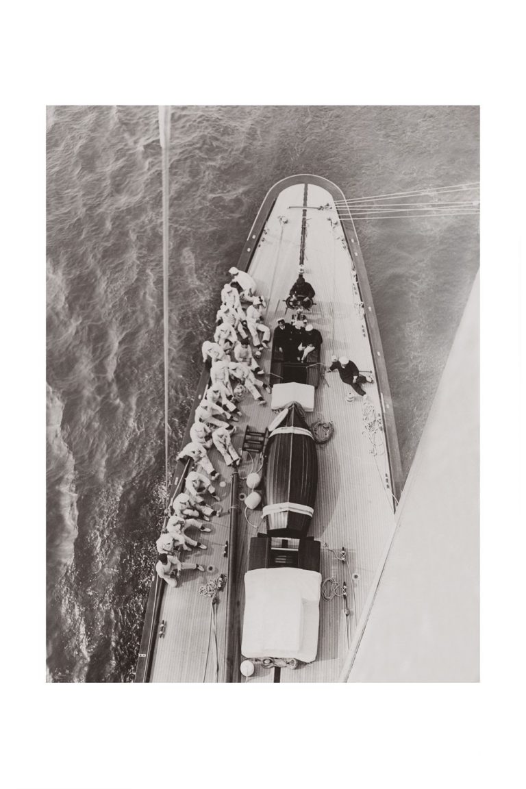 Photo d'époque sur l'eau n°03 - grand voilier classe J