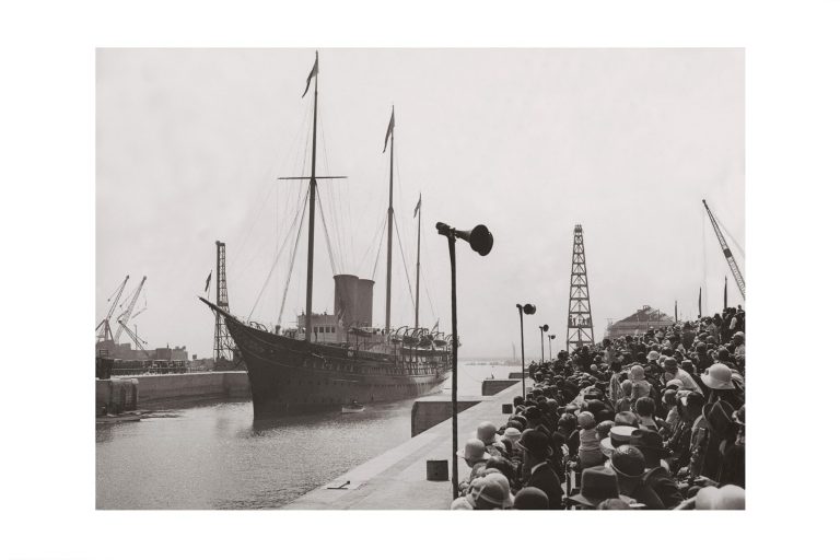 Photo d'époque sur l'eau n°05 - bateau royal "Victoria et Albert"