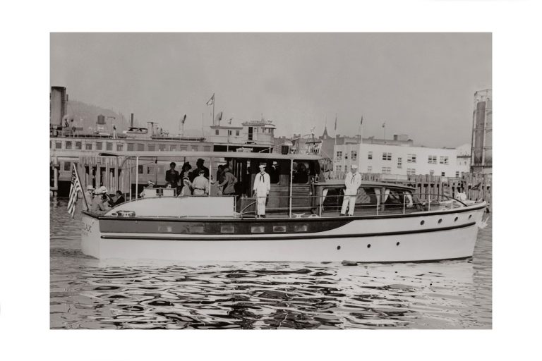 Photo d'époque sur l'eau 15 - yacht américain