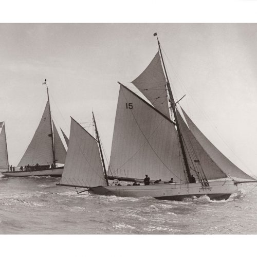 Photo d'époque sur l'eau n°26 - course bateaux Plymouth Santander