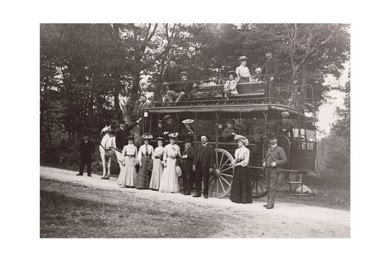 Photo d'époque automobile n°69 - calèche bus