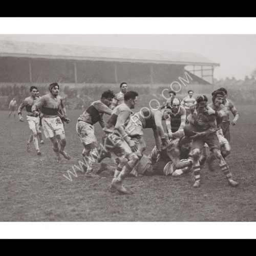 Photo d'époque sport n°60 - rugby - Metroplitan police contre police française - photographe Victor Forbin