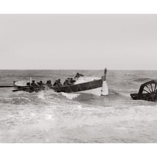 Photo d'époque sur l'eau n°32 - bateau de sauvetage en mer