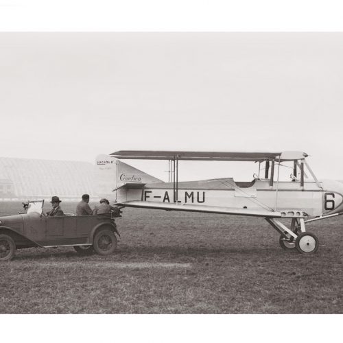 Photo d'époque dans les airs n°23 -Concours des avions de tourisme - Orly