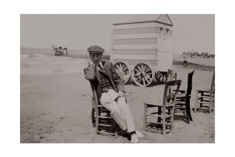 Photo d'époque Mer n°66 - cabine de bain - plages du Nord