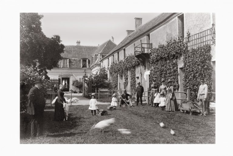 Photo d'époque Campagne n°21 - fête de famille dans une maison de campagne