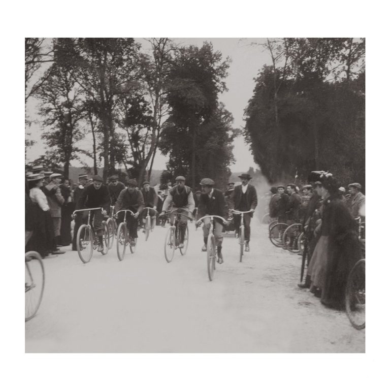 Photo d'époque Cycles n°47 - course cycliste