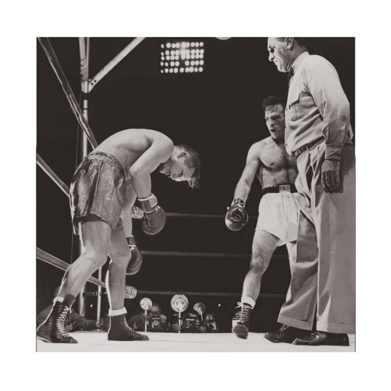 Photo d'époque SPORT n°69 - Marcel Cerdan (à droite) vainqueur et Champion du monde poids moyen 1948 face à Tony Zale