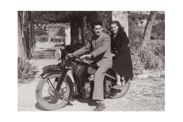 Photo d'époque Cycles n°50 - couple à moto