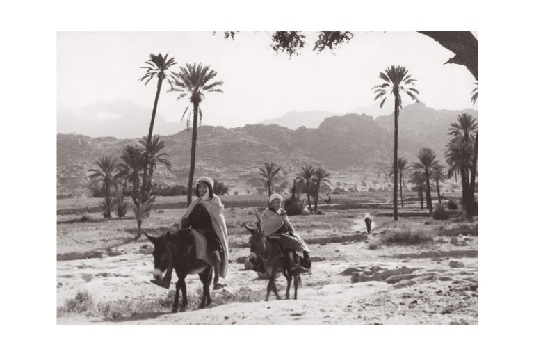 Photo d'époque Invitation au voyage n°15 - hommes berbères à dos d'ânes
