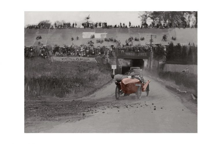 Photo d'époque Automobile couleur n°08 - photographe Victor Forbin - Brooksland (Angleterre) (60x90)