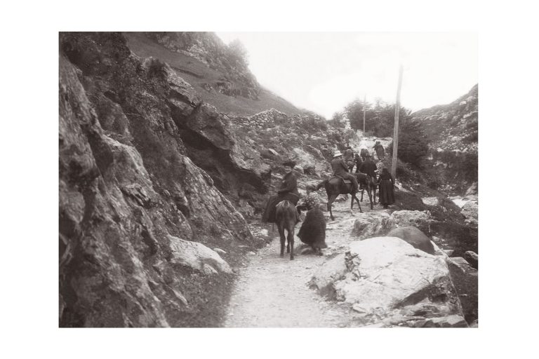 Photo d'époque Montagne n°111 - Expédition à cheval à Gavarnie