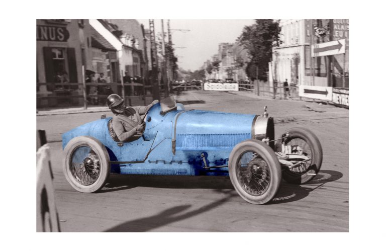 Photo d'époque Automobile en couleur n°88 - Ivy Cummings - Bugatti - Grand Prix de Boulogne - août 1926 - Photographe Victor Forbin