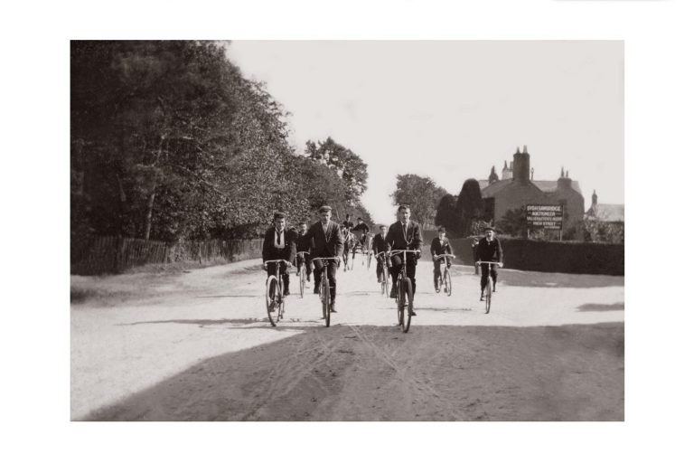 Photo d'époque Cycles n°52 - course cycliste