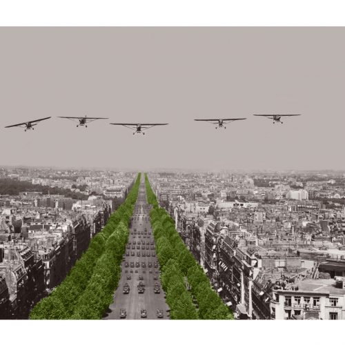 Photo d'époque Dans les airs couleur n°14 - défilé 14 juillet Paris